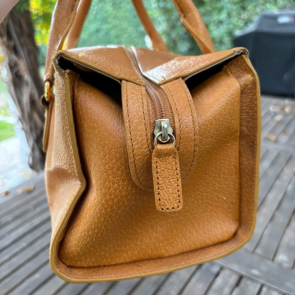 Cynthia Rowley Tan Leather Satchel with Structured Design  11.5x5x5 - Picture 5 of 7